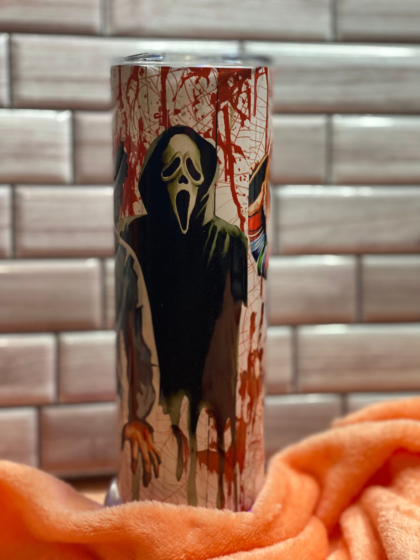 Horror tumbler